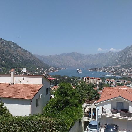 Apartments Gogo Kotor Bagian luar foto