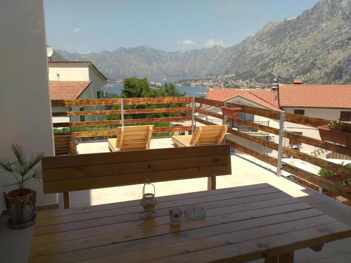 Apartments Gogo Kotor Bagian luar foto
