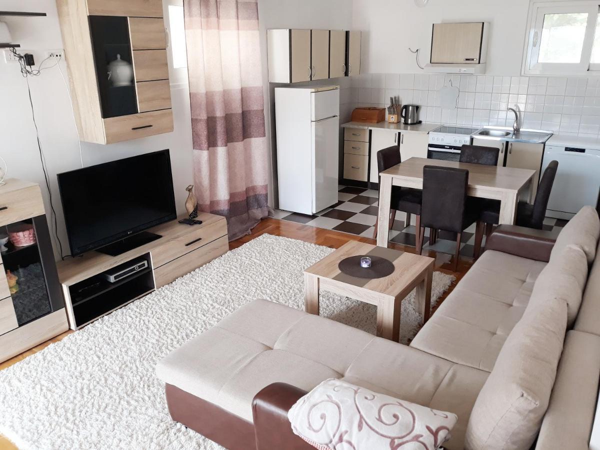 Apartments Gogo Kotor Bagian luar foto